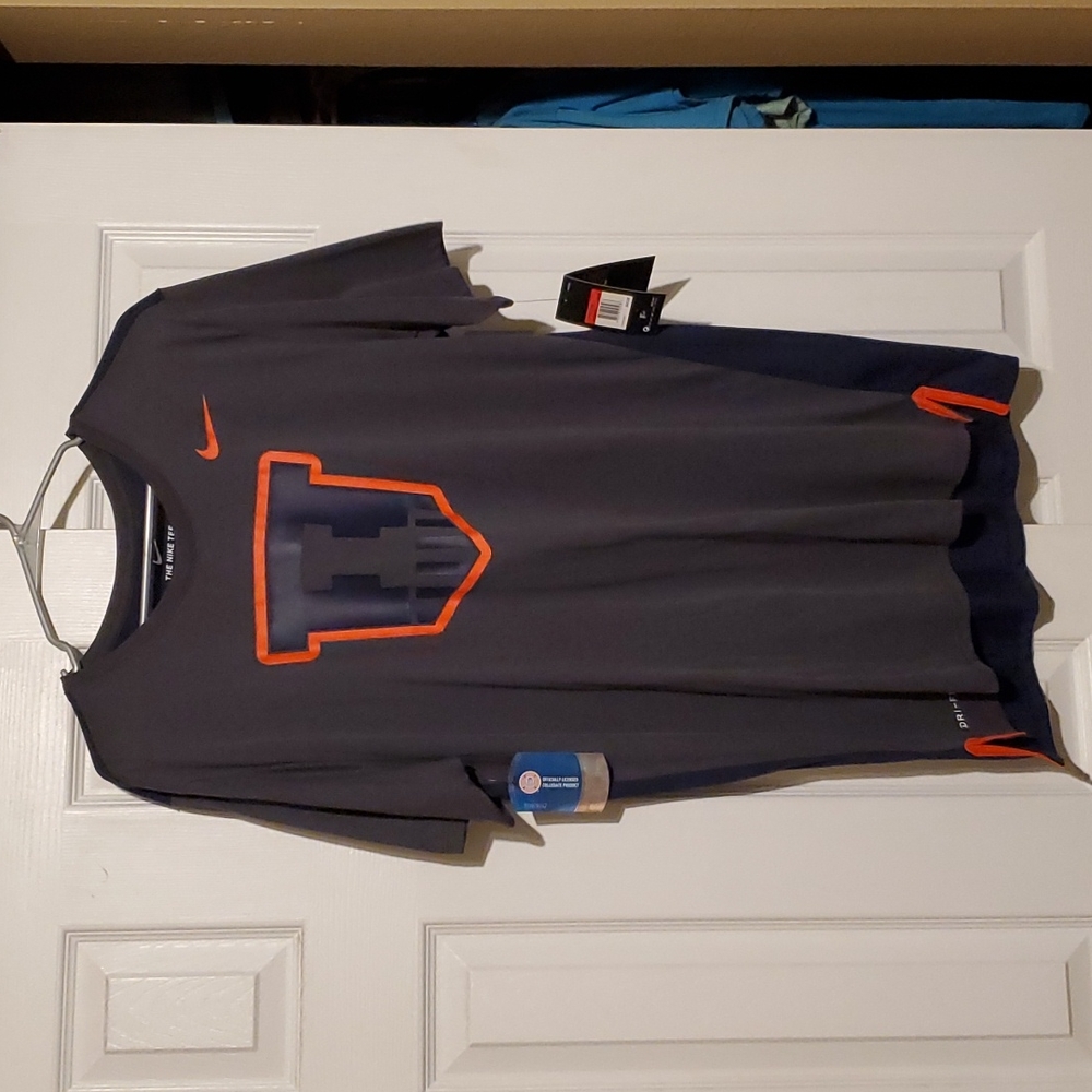 Illinois collegiate t shirt